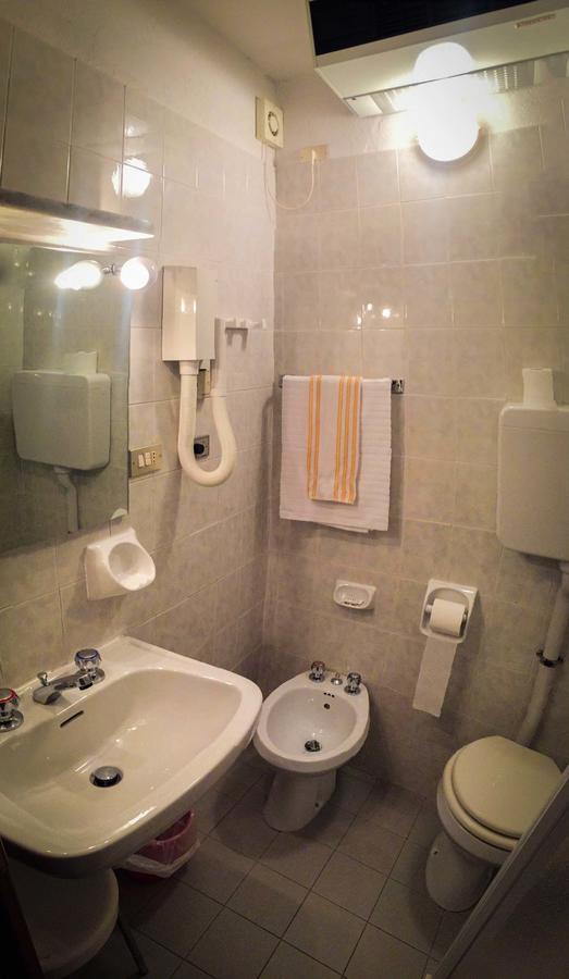 Albergo La Pace Pradleves 外观 照片