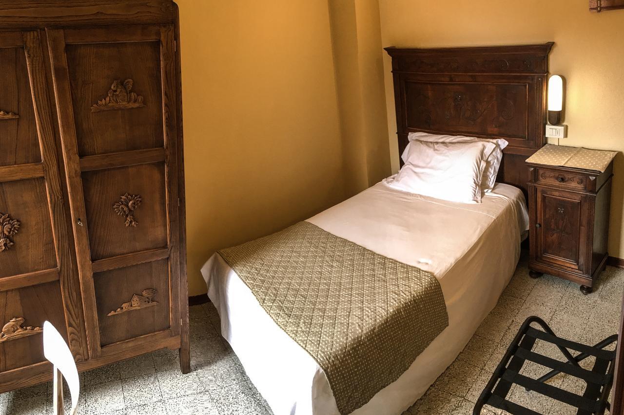 Albergo La Pace Pradleves 外观 照片
